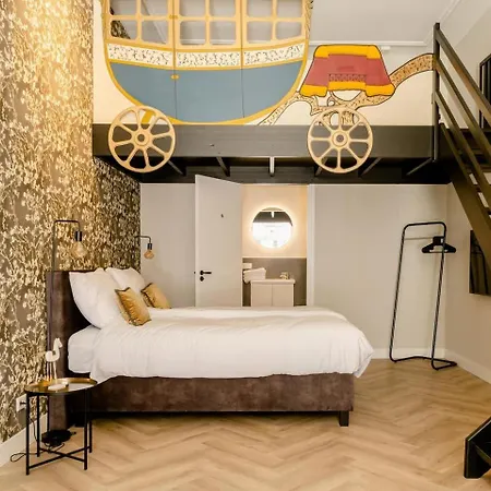 Child Favorite Coach House Apartment *