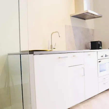 Apartment Child-friendly Coach House In *
