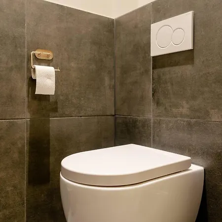 Child-friendly Coach House In Apartment Tilburg