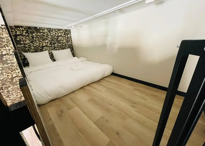 Child Favorite Coach House