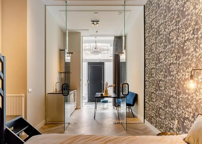 Child Favorite Coach House