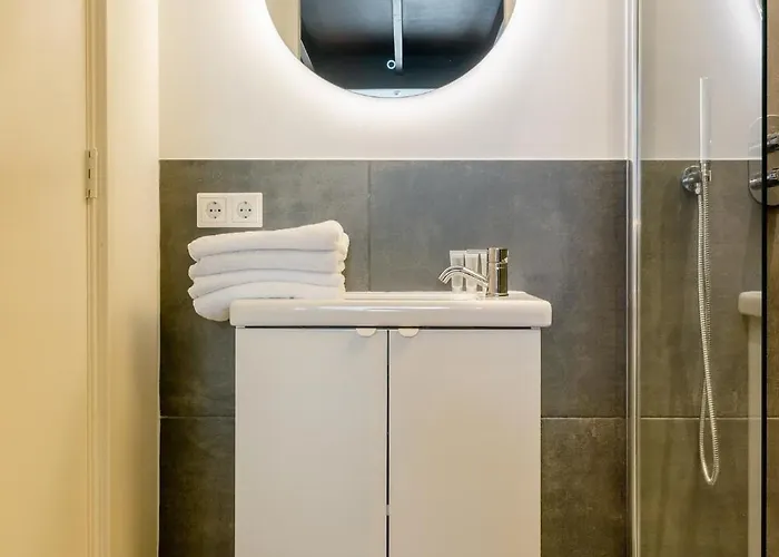 Child Favorite Coach House