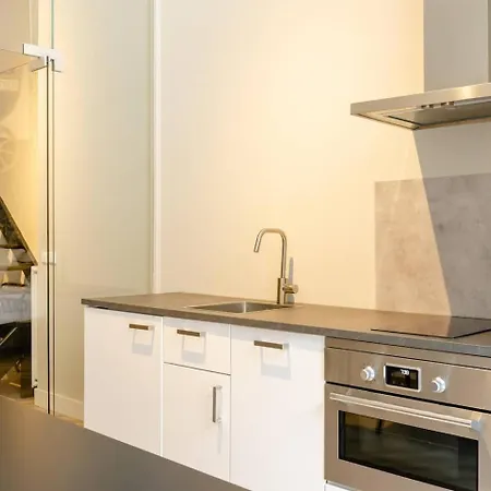 Child-friendly Coach House In Appartement Tilbourg