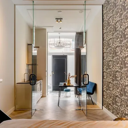 Child-friendly Coach House In