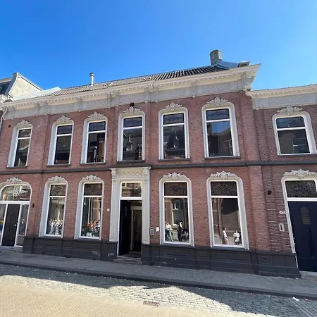 Child-friendly Coach House In * Tilbourg