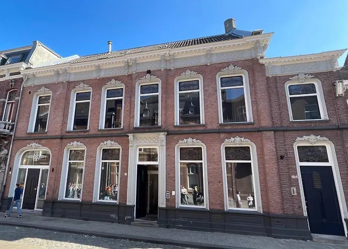 Child Favorite Coach House * Tilburg